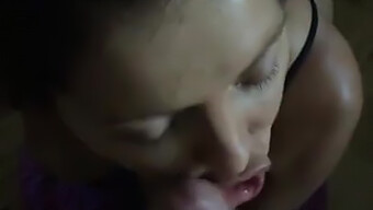 Sinnlich Latina Giving A Deep Throat Blowjob